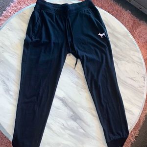 VS Pink black drawstring joggers with pockets 😍 size M